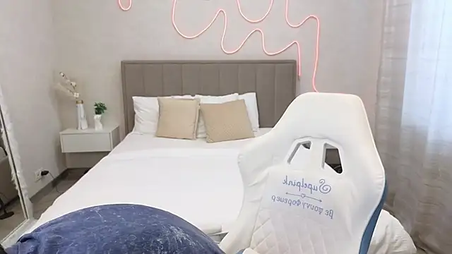 MoonlinSkinn 现场XXX聊天