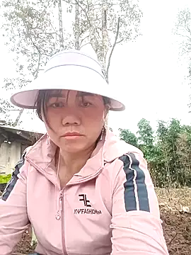 alycen Adlı Modelin Canlı XXX Sohbeti