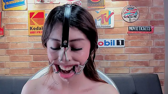 foxy_tiana 라이브 XXX 채팅