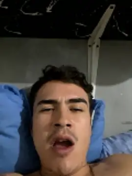 Chat +18 de vanilla_Kush ao vivo