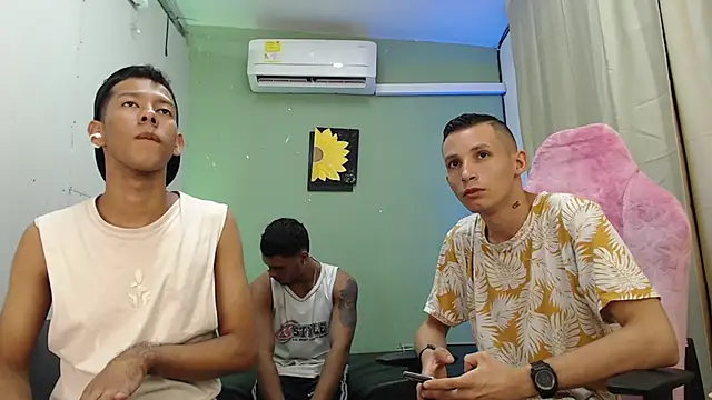 No_mercy_group_ Webcam-Show