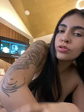 Chat +18 de DaphneUwu ao vivo