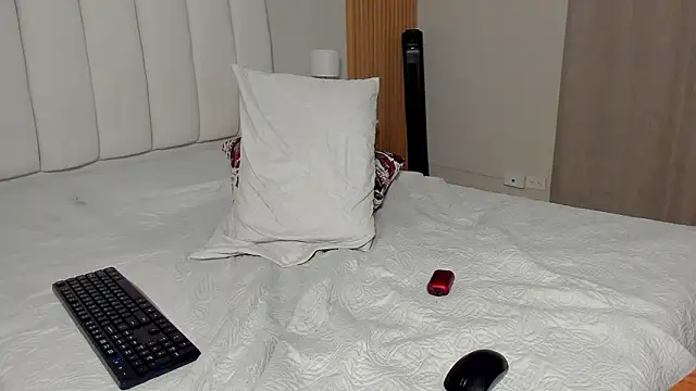 FireGuy_99 Show Webcam