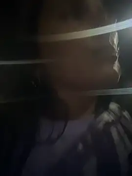 the_queen_of_street: διαδικτυακό σόου στην κάμερα