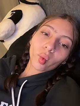 Dirty-Bunnyyy 现场XXX聊天