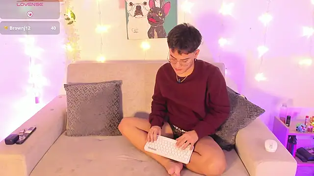 Young_Ben's Live XXX Chat