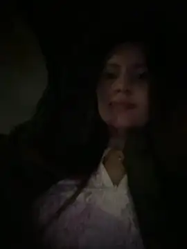 Isabella21_ 即時 XXX 聊天