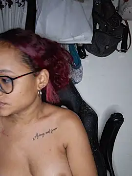 SHARON_ROSS25 Adlı Modelin Canlı XXX Sohbeti