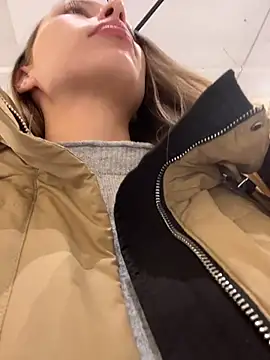 LeiaMood live XXX chat