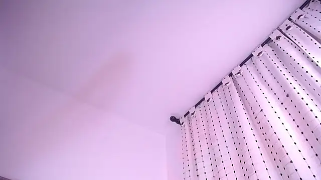 Онлайн чат XXX salomecastro_