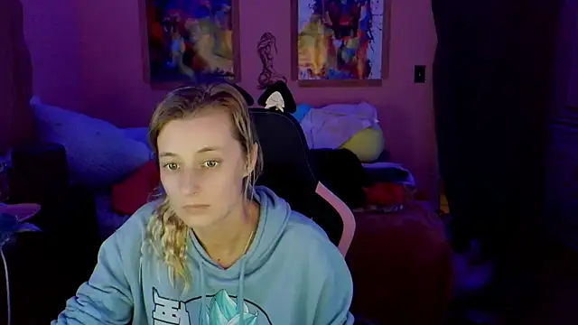 YourSecretGF963's Webcam Show