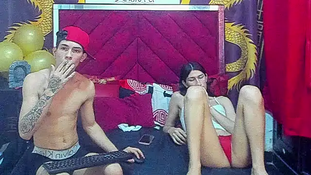 دردشة Pride_couple الجنسية المباشرة