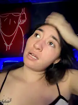 Sophie_LS élő XXX-chatje