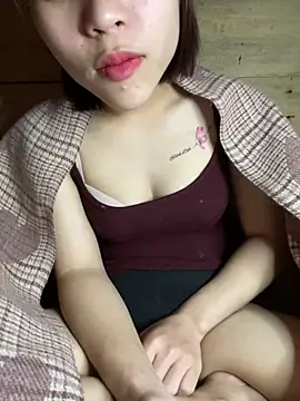 Lyly69699 webcam show