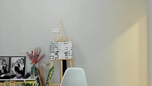 Chat +18 de ailey_chao ao vivo