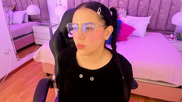 Amy_Ferreira 现场XXX聊天