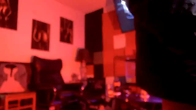 TheHellBilly Adlı Modelin Canlı XXX Sohbeti