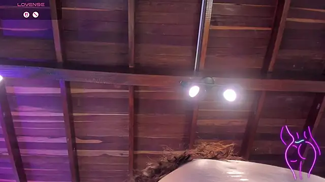 MiaKay1's Live XXX Chat