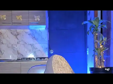 aprille15 Chat XXX live