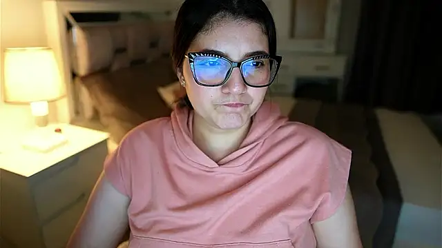 Camilaa_bueno 现场XXX聊天