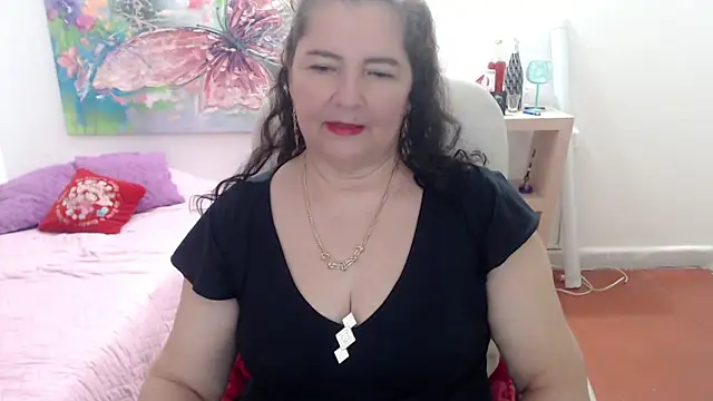 Онлайн чат XXX leonela_69