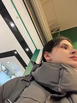 MiraReach Live XXX-chat