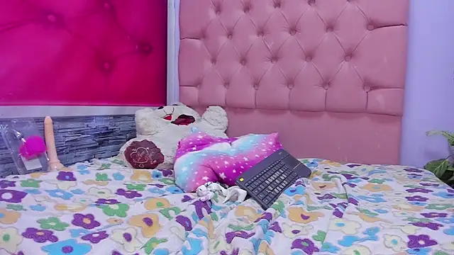 DakotaKS Chat XXX live