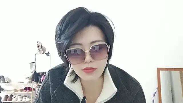 دردشة Lulu-uu الجنسية المباشرة