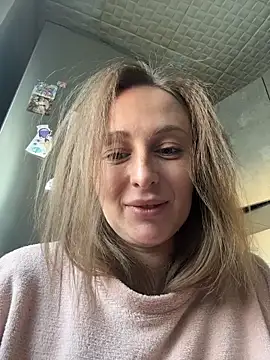 دردشة Kamila_Ashly الجنسية المباشرة