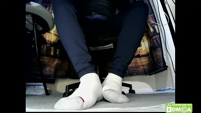 justshutupandwatchn Live XXX chat