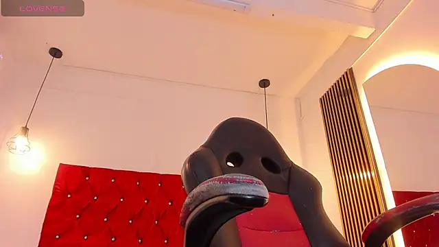 SelenaAngelX Adlı Modelin Canlı XXX Sohbeti