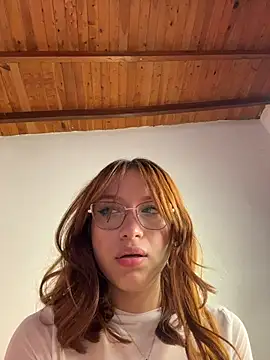 Alison_Ivanova 라이브 XXX 채팅