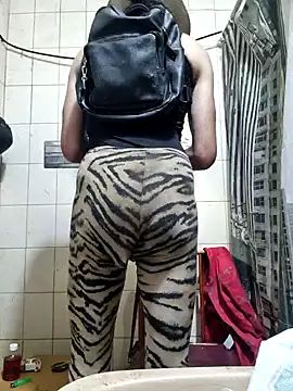 veronicatvcroosleathern Webbikameraesitys