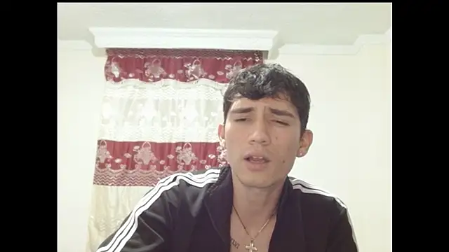 Živý XXX chat ChicoMaloFfF