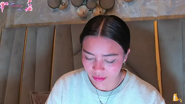 Chatroom XXX en direct de KimDevinne