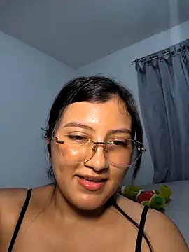 ValenKiss Live XXX Chat