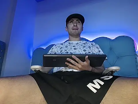 Oliver_Benedetti Webcamshow