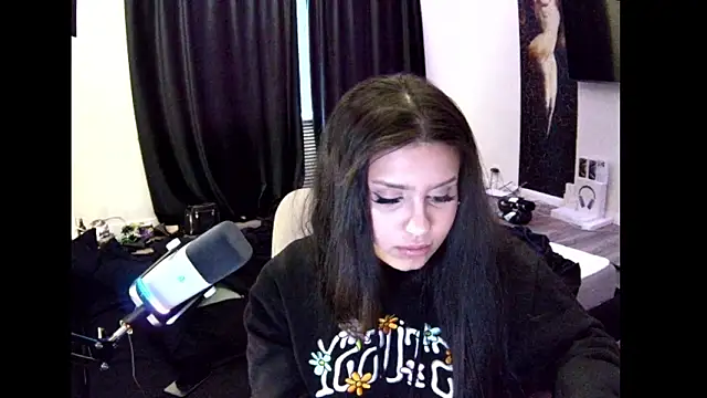 Nicole_pretty Obrolan Langsung XXX