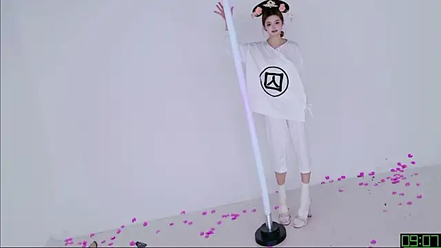 TNT-Sister Chat XXX in diretta