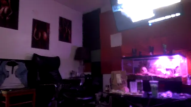 TheHellBilly 即時 XXX 聊天