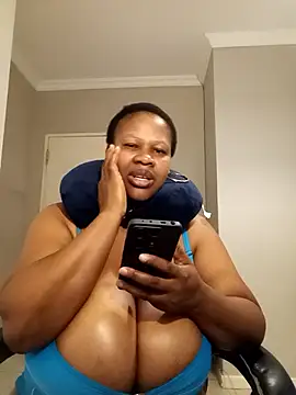 bustylisa1983's Live XXX Chat