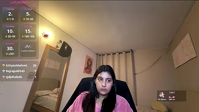 Chat +18 de cloe_small ao vivo