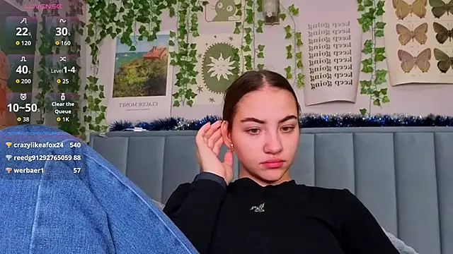 Онлайн чат XXX Fit_Brunette_