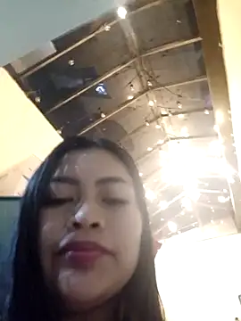 LunaaRosse Adlı Modelin Web Kamerası Şovu