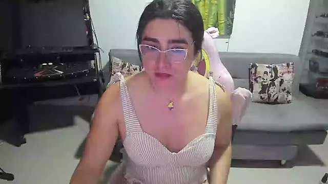 Khalifa_Gold Chat XXX live