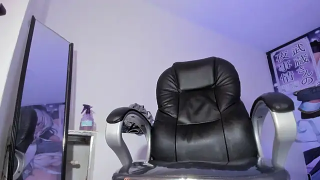 Aleck_Boy: απευθείας συνομιλία ΧΧΧ