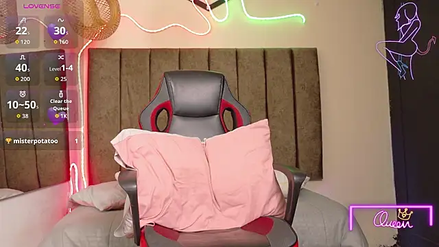 lily_beet's Live XXX Chat