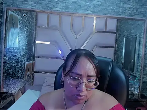 Živý XXX chat Shara_Oz