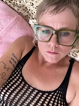 goodgirlbabydoll 现场XXX聊天