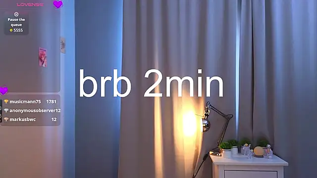 LorettaGladman live XXX chat